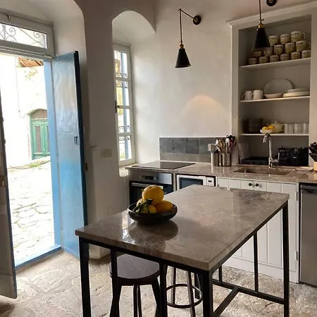 Apartment Kali Strata In *