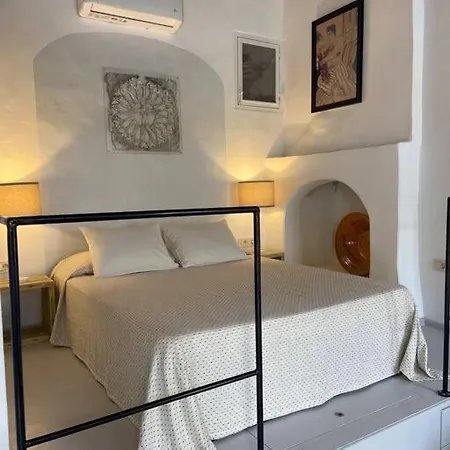 Kali Strata In Apartment Symi